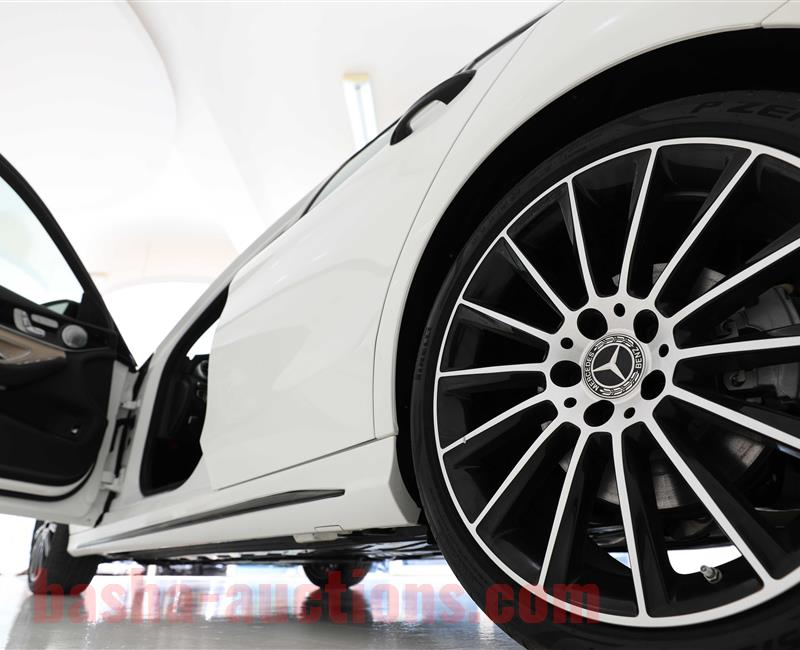 Mercedes-Benz C 300 - Body Kit C 43 AMG - Model 2019 - V4 engine - 2.0L - 241 HP 