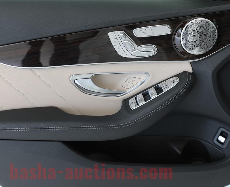 Mercedes-Benz C 300 - Body Kit C 43 AMG - Model 2019 - V4 engine - 2.0L - 241 HP 