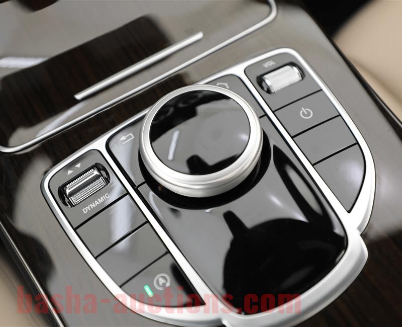 Mercedes-Benz C 300 - Body Kit C 43 AMG - Model 2019 - V4 engine - 2.0L - 241 HP 