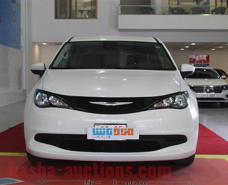 CHRYSLER VOYAGER LX 2023