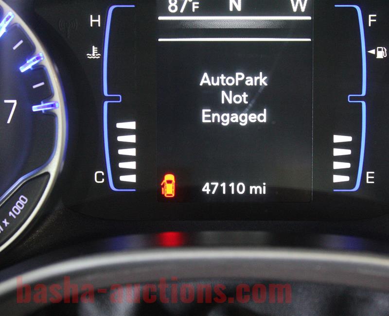 CHRYSLER VOYAGER LX 2023