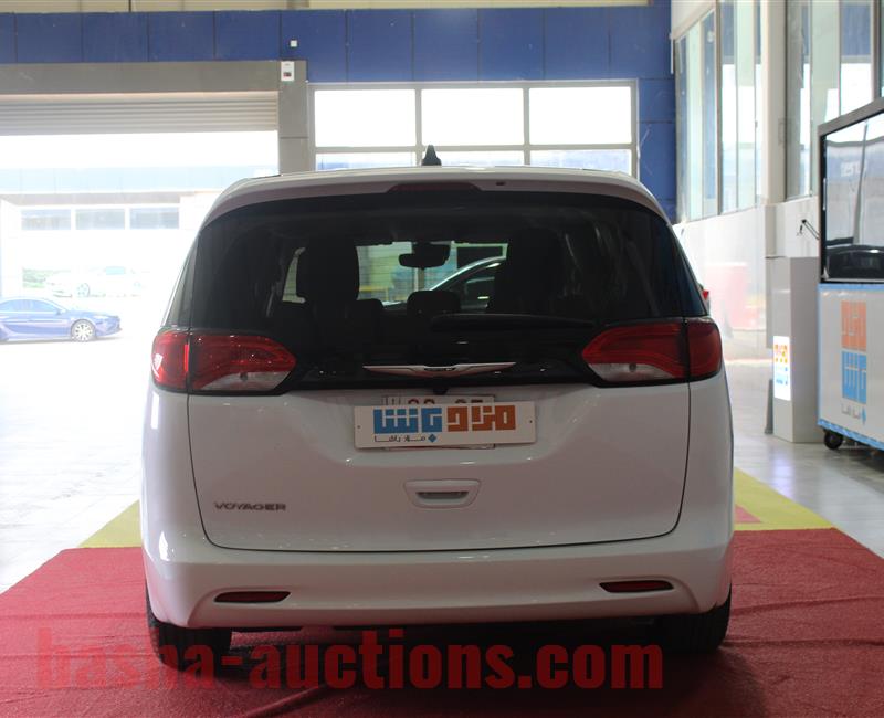 CHRYSLER VOYAGER LX 2023