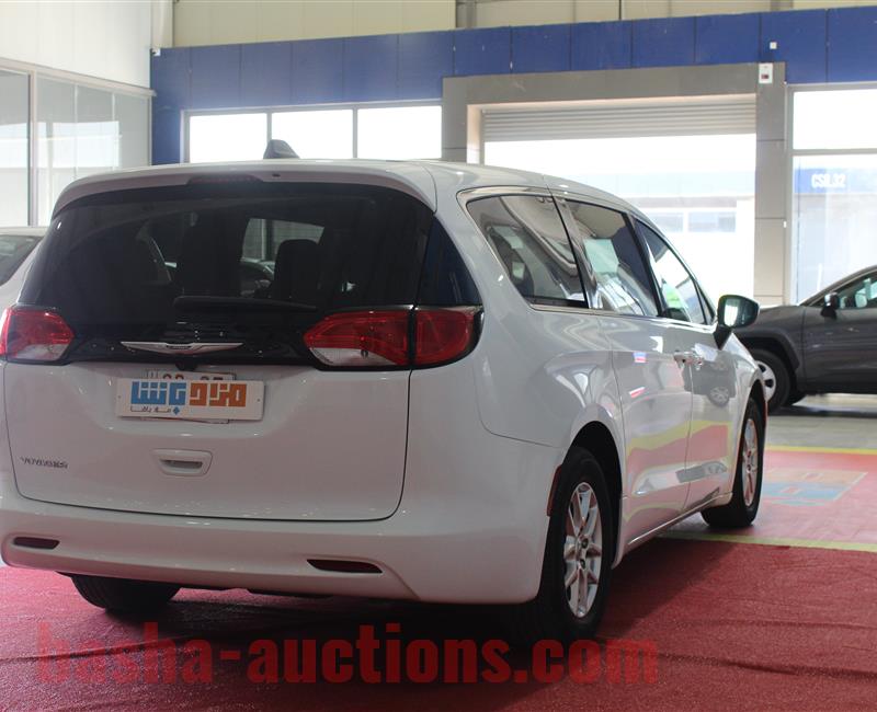 CHRYSLER VOYAGER LX 2023