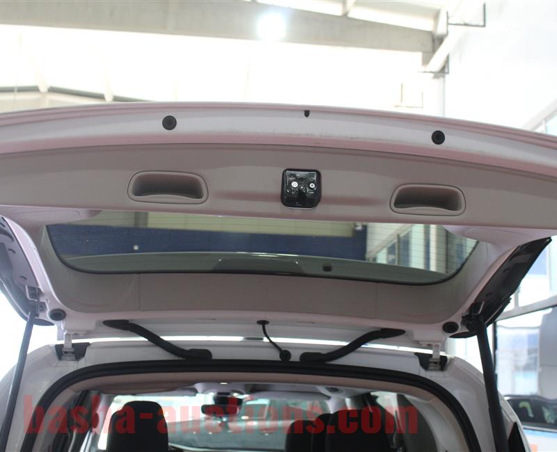 CHRYSLER VOYAGER LX 2023