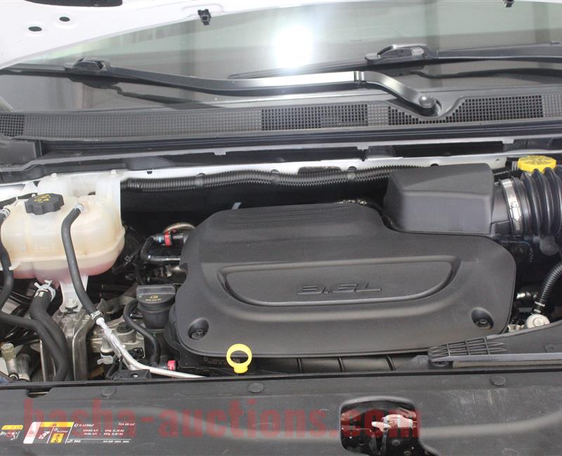 CHRYSLER VOYAGER LX 2023