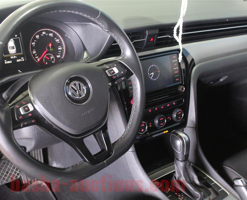 volkswagen passat SE 2022