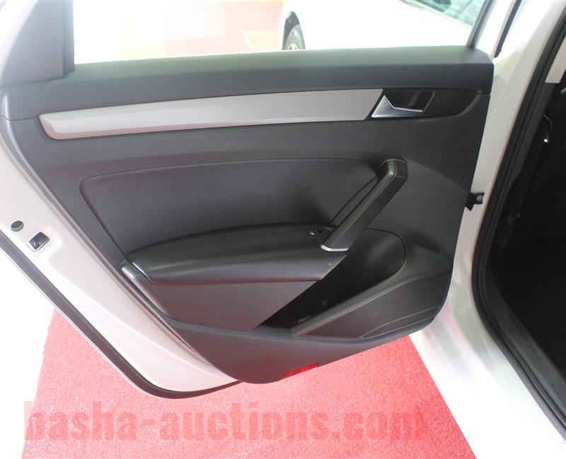 volkswagen passat SE 2022