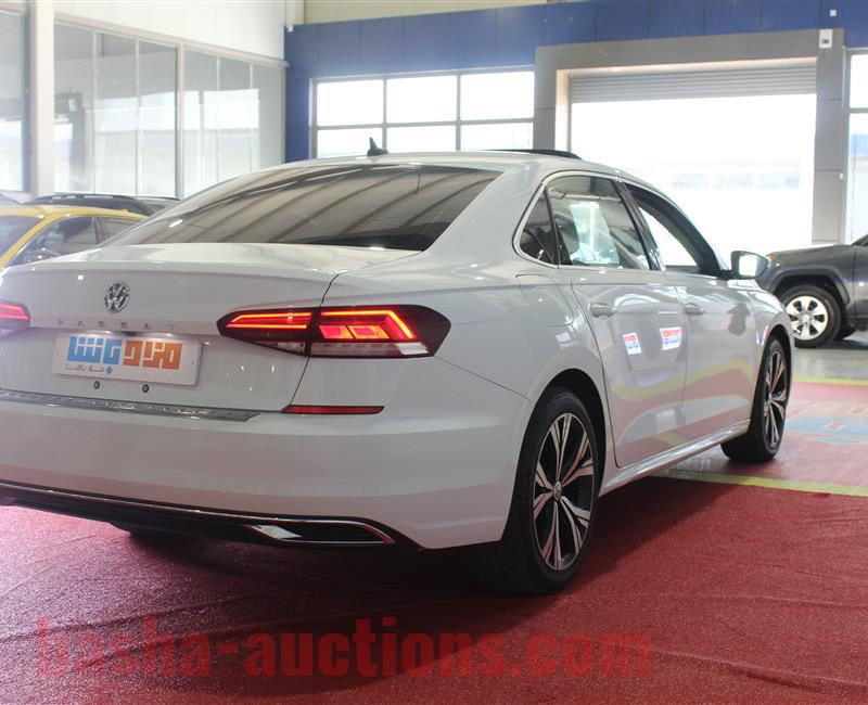 volkswagen passat SE 2022