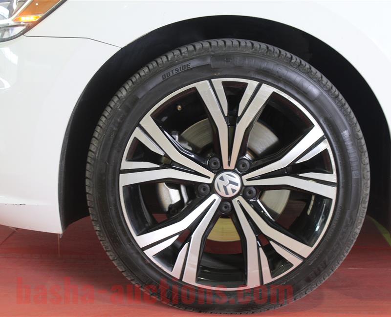 volkswagen passat SE 2022