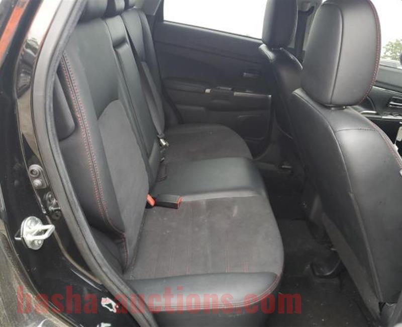 mitsubishi outlander 2023