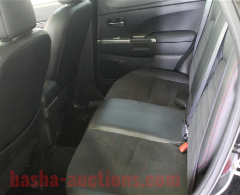 mitsubishi outlander 2023