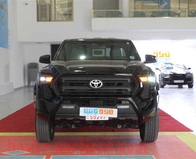 toyota tacoma black 2024