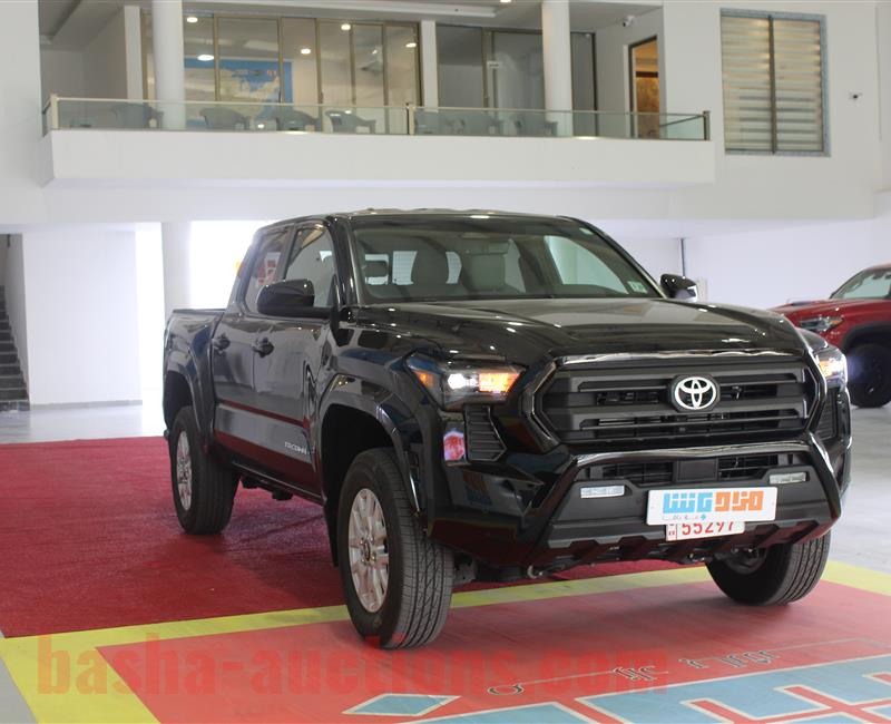 toyota tacoma black 2024